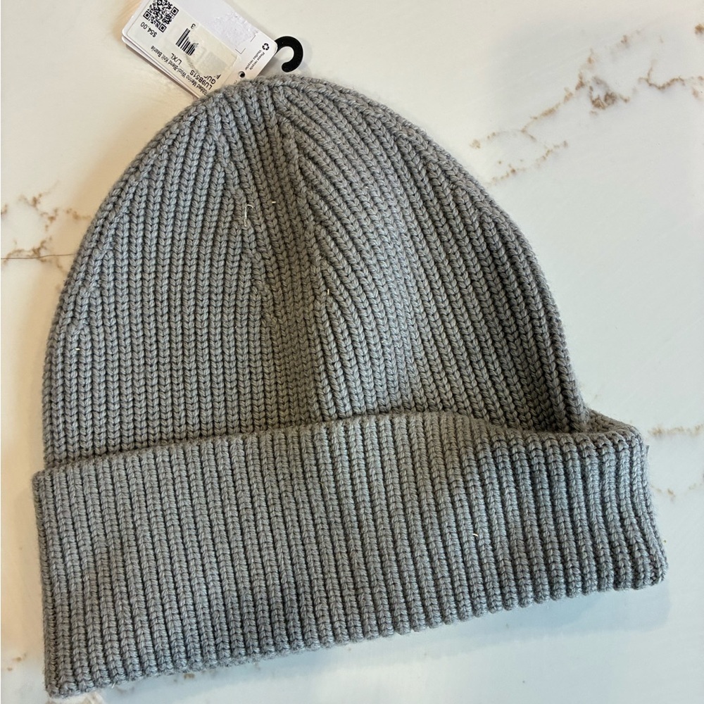 Lululemon Gray Ribbed wool merino Knit Beanie size L/XL NWT